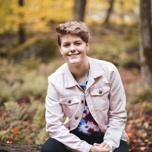 Meet your Posher, Caroline